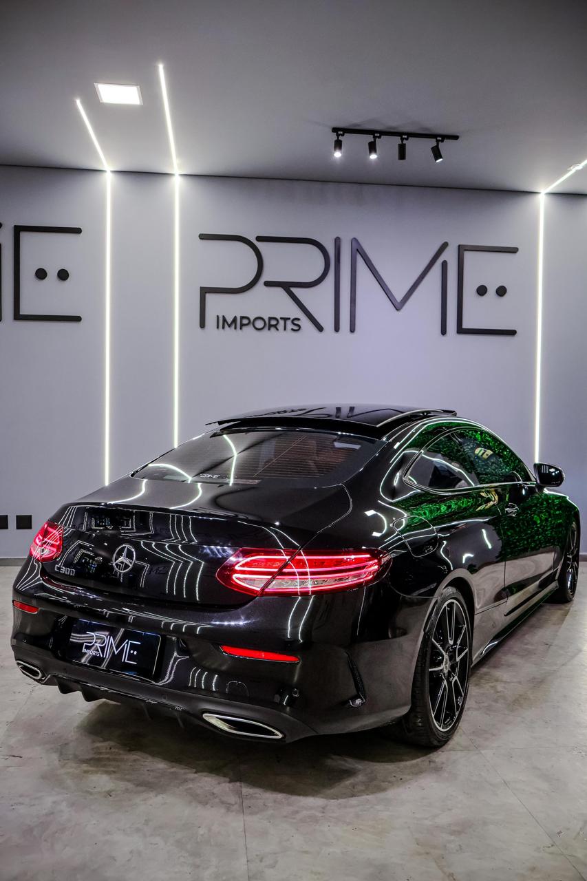 Mercedes-Benz C300 COUPE ( BLINDADO )