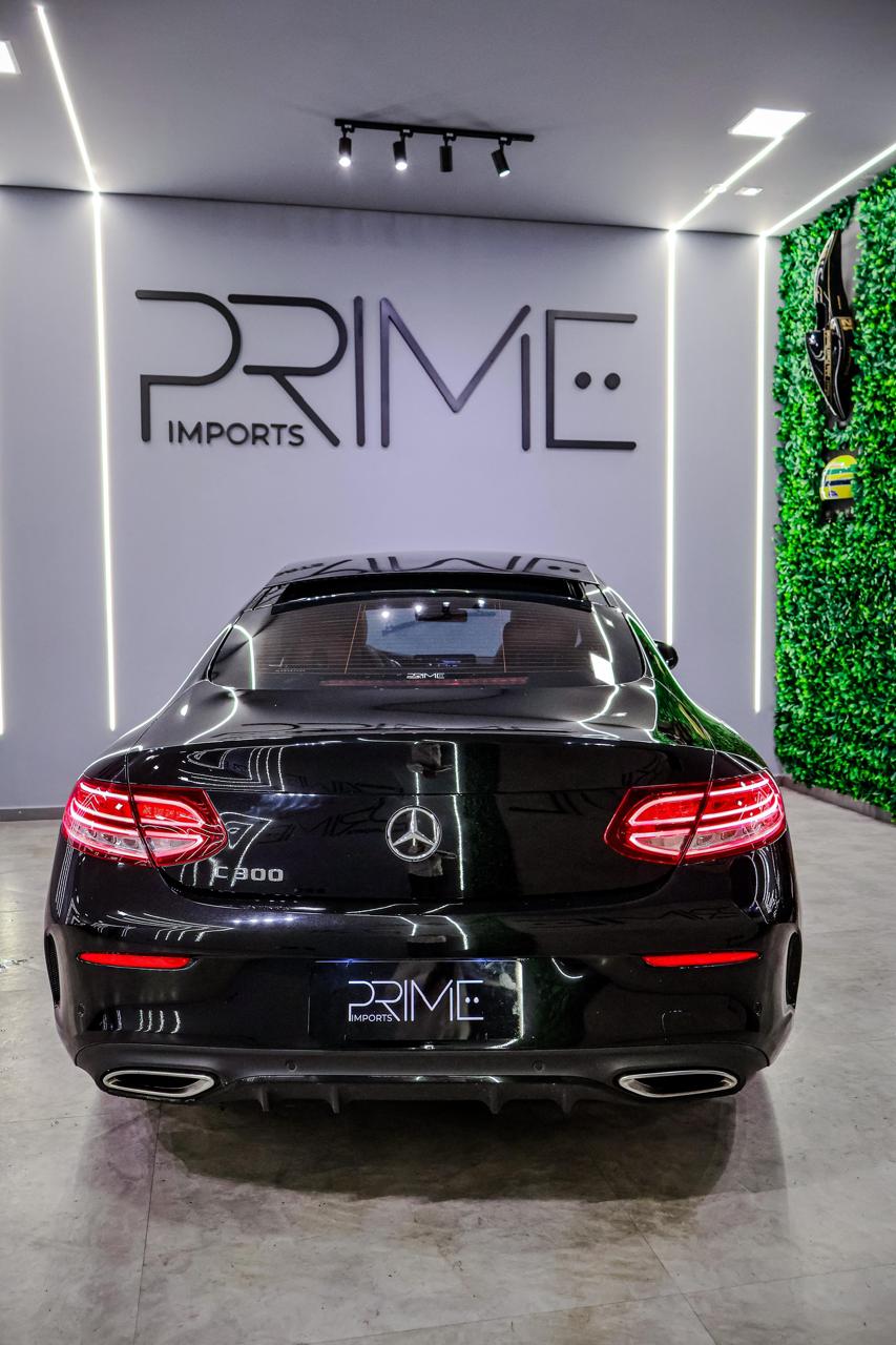 Mercedes-Benz C300 COUPE ( BLINDADO )