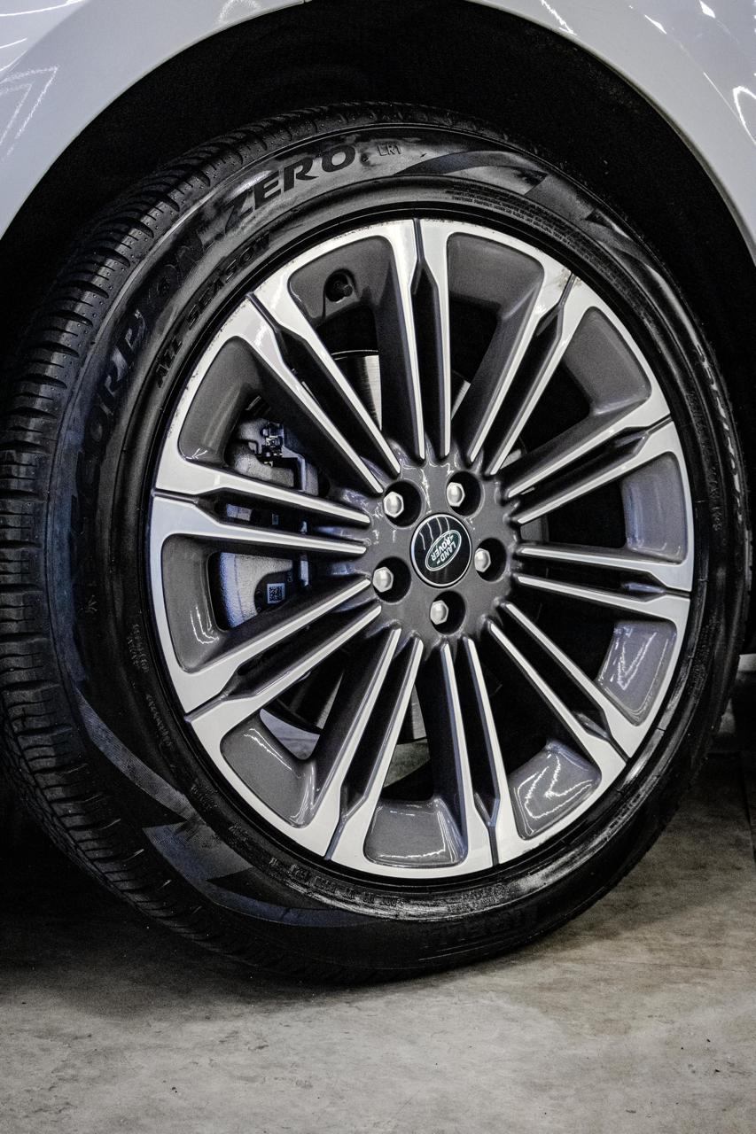 Land Rover EVOQUE 2.0 P250 HSE RDYNAMIC ( BLINDADO )