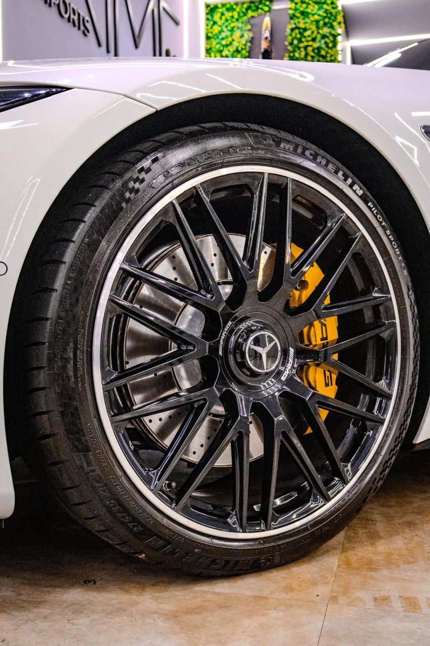 Mercedes-Benz SL-63 AMG 4.0 V8 TURBO ROADSTER 4MATIC