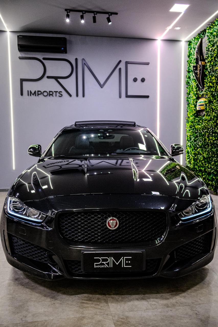 Jaguar XE 2.0 Turbocharged R-Sport Aut.