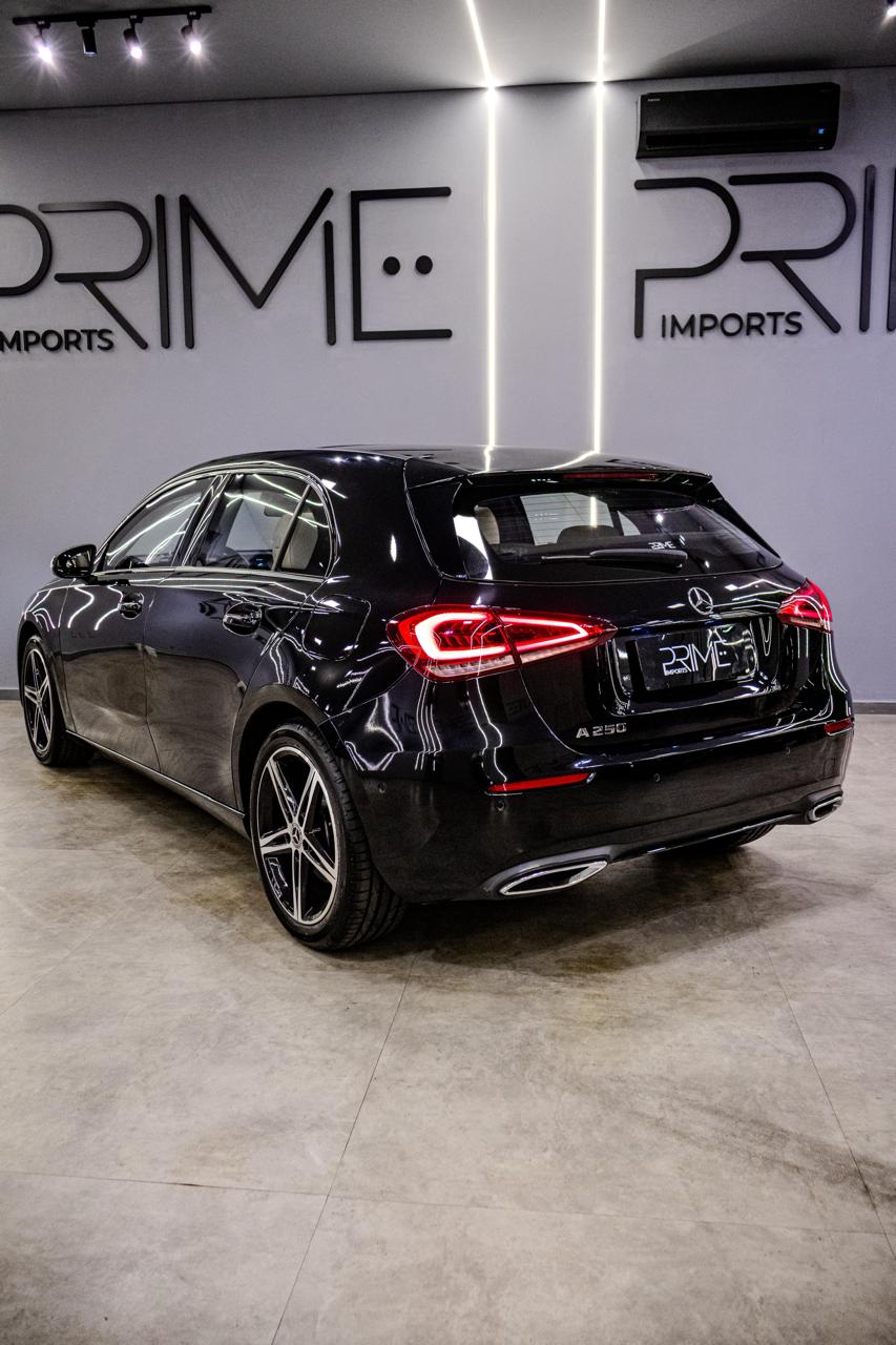 Mercedes-Benz A-250 2.0 TB HATCH ( BLINDADO )