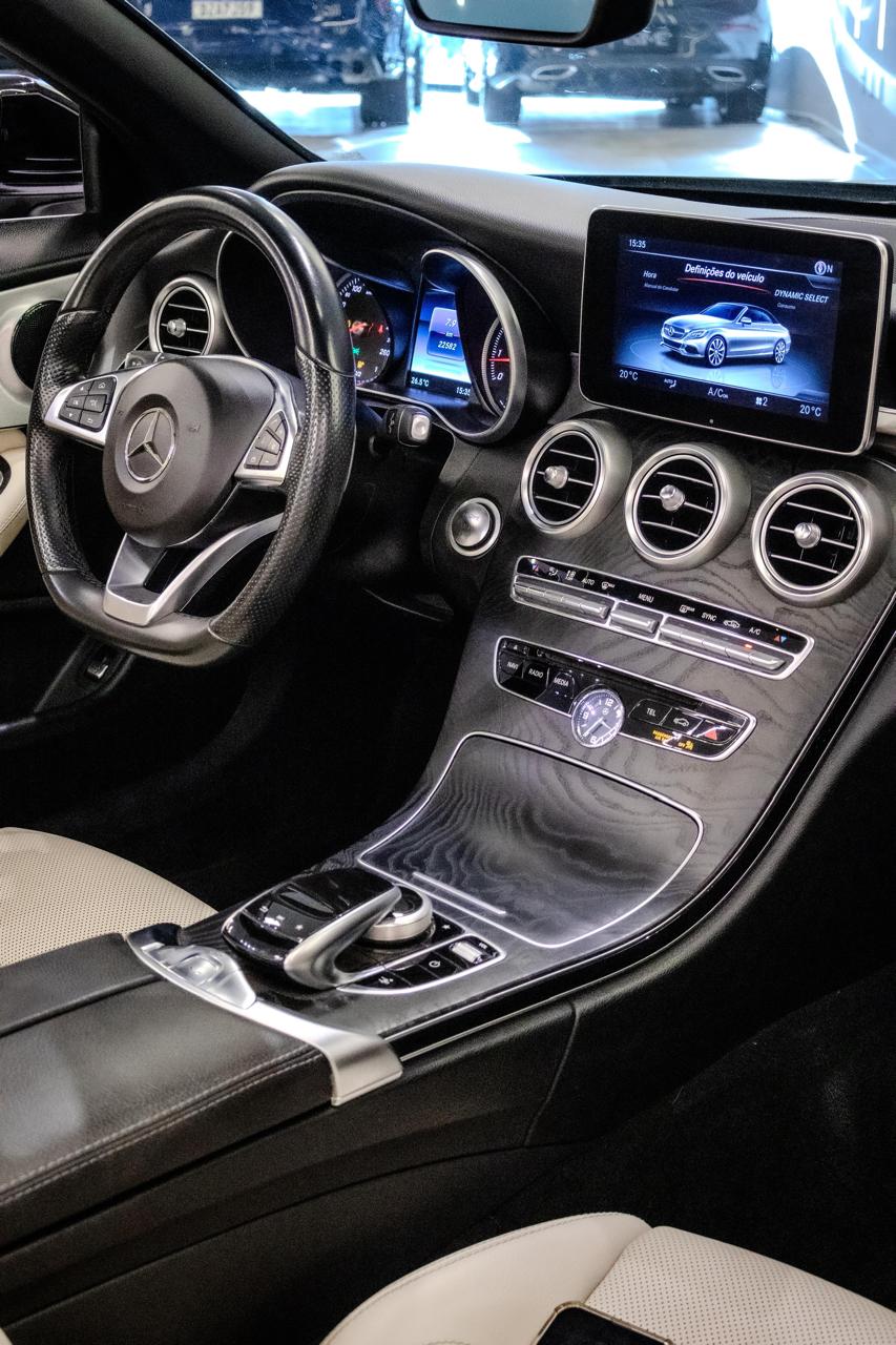 Mercedes-Benz C-300 Cabriolet 2.0 245/258cv Aut.