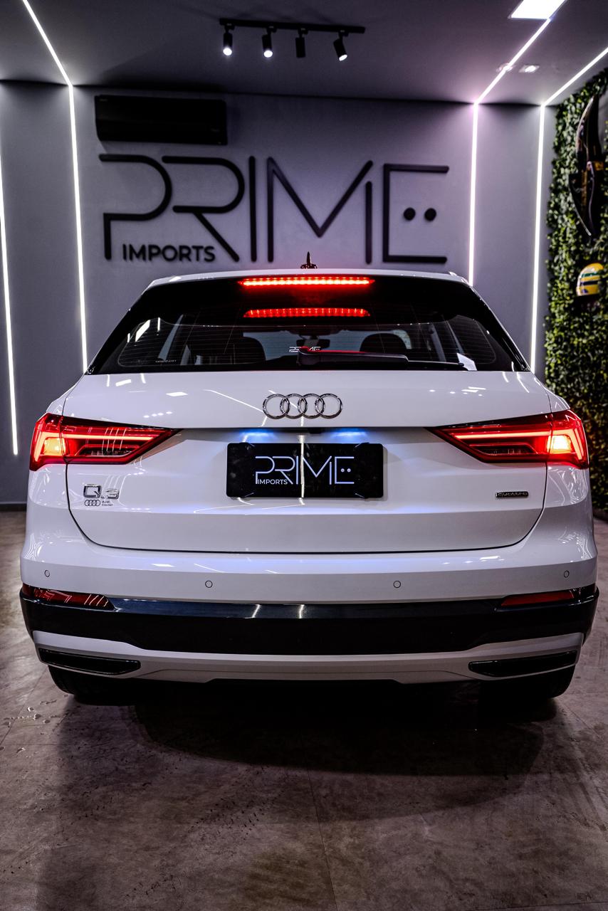 Audi Q3 2.0 TFSI Quat. 211/220cv S-tronic 5p